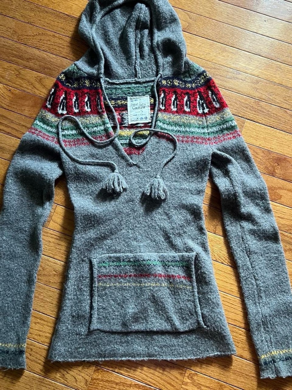 Y2K Gray Hooded Women's Sweater with Red & Green Fair Isle Yoke